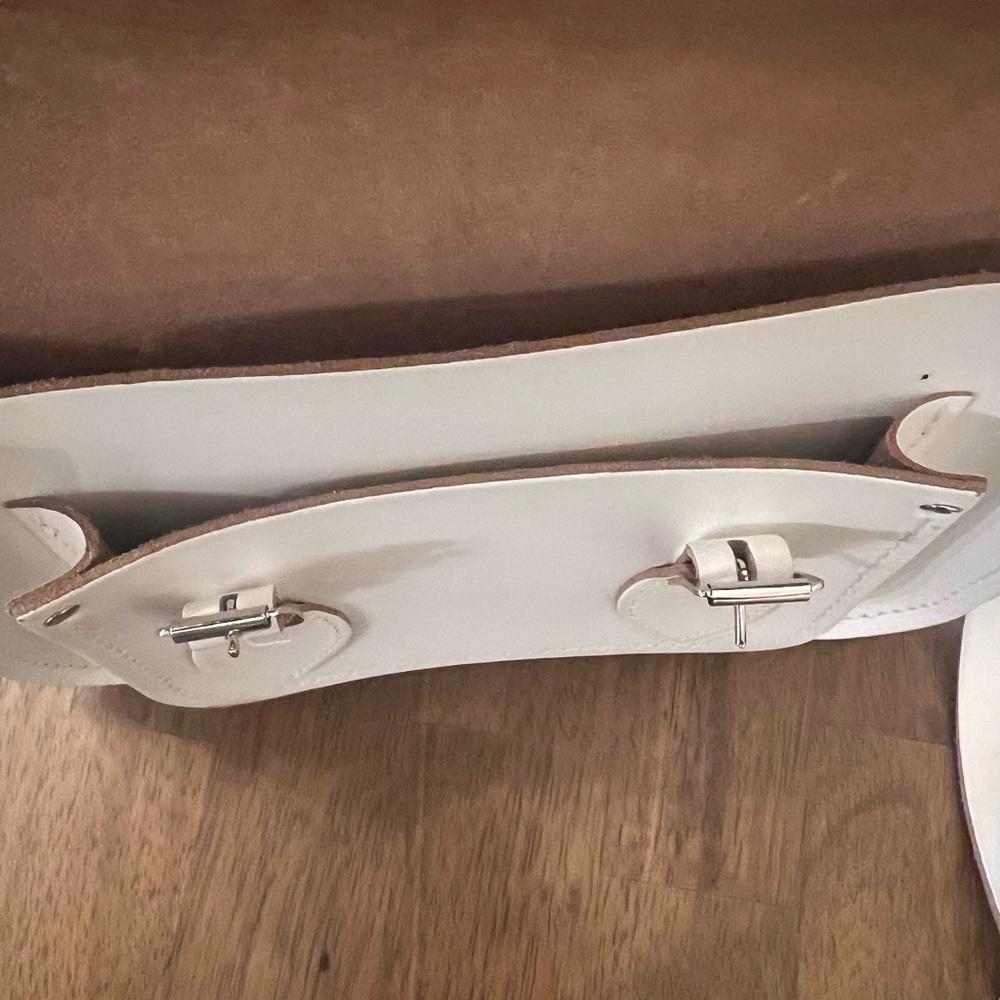 Cambridge Satchel Company White Leather Crossbody Satchel - Picture 4 of 14